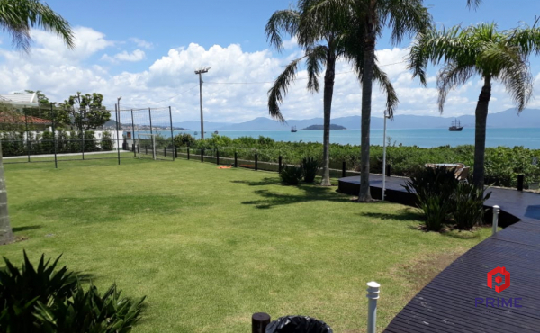 705ac275-40d3-4cc0-a554-3ae20c8cf08a 705ac275-40d3-4cc0-a554-3ae20c8cf08a