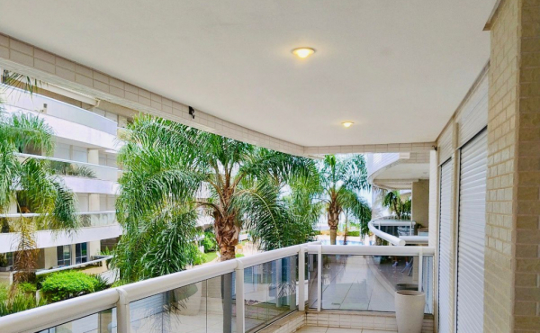 WhatsApp Image 2024-04-08 at 12.00.47 WhatsApp Image 2024-04-08 at 12.00.47