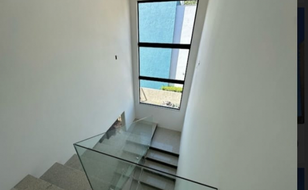 WhatsApp Image 2024-08-14 at 08.03.26 (1) WhatsApp Image 2024-08-14 at 08.03.26 (1)