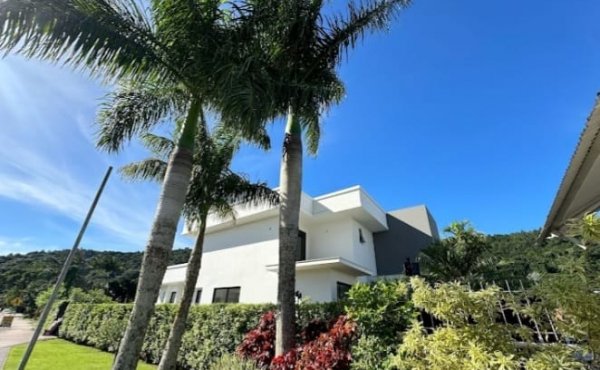 WhatsApp Image 2024-08-14 at 08.03.32 (1) WhatsApp Image 2024-08-14 at 08.03.32 (1)