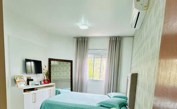 WhatsApp Image 2024-10-10 at 17.03.49 (1) WhatsApp Image 2024-10-10 at 17.03.49 (1)