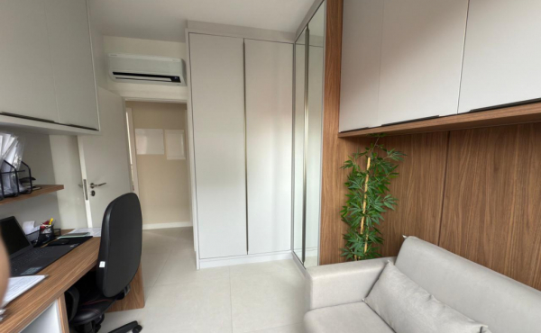 WhatsApp Image 2025-02-11 at 16.35.02 (1)