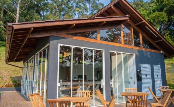 WhatsApp Image 2025-06-28 at 13.12.22 (1) WhatsApp Image 2025-06-28 at 13.12.22 (1)