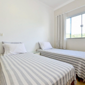 WhatsApp Image 2025-11-12 at 10.06.41 (1)